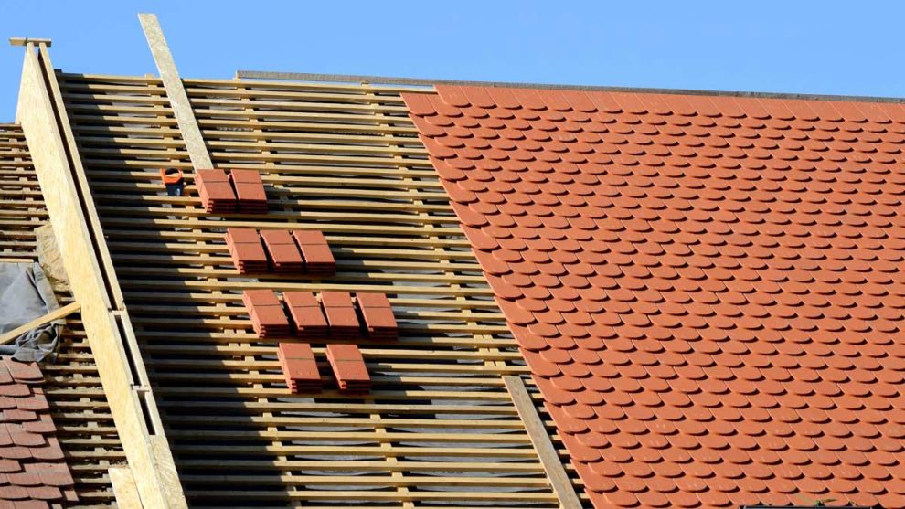 A Solid Foundation: Choosing The Right Under Deck Roofing